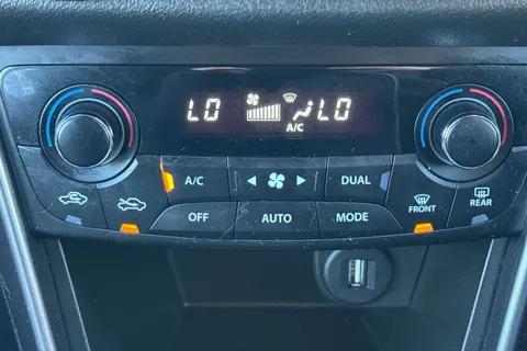 DK23ULZ Suzuki S-Cross 1.4 Boosterjet MHEV Motion Euro 6 (s/s) 5dr Thumbnail #23