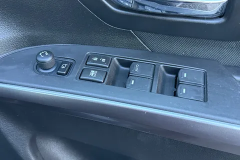 DK23ULZ Suzuki S-Cross 1.4 Boosterjet MHEV Motion Euro 6 (s/s) 5dr Thumbnail #36