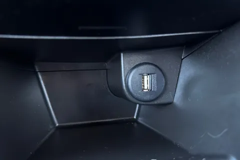 DK23ULZ Suzuki S-Cross 1.4 Boosterjet MHEV Motion Euro 6 (s/s) 5dr Thumbnail #48