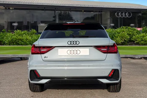 Audi A1 1.0 TFSI 30 Black Edition Sportback Euro 6 (s/s) 5dr Thumbnail #5