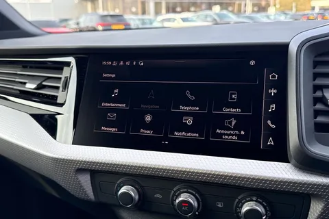 Audi A1 1.0 TFSI 30 Black Edition Sportback Euro 6 (s/s) 5dr Thumbnail #44