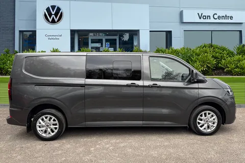 KM75WNV Volkswagen Transporter 2.0 TDI 150 Commerce Pro Kombi Van Auto Thumbnail #4
