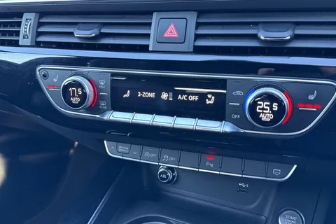 22 of 52 for Audi A4 Avant Avant Black Edition 2.0 TFSI quattro 252 PS S tronic