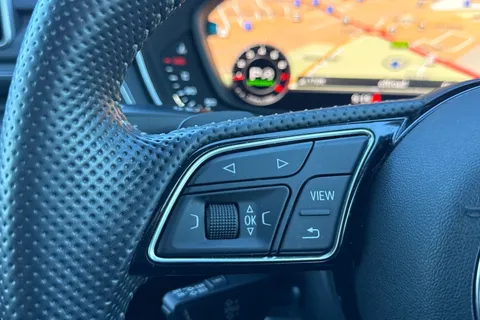 26 of 52 for Audi A4 Avant Avant Black Edition 2.0 TFSI quattro 252 PS S tronic