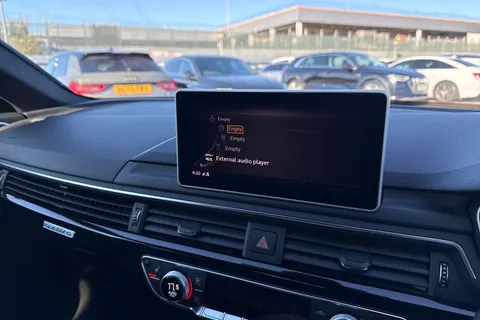 39 of 52 for Audi A4 Avant Avant Black Edition 2.0 TFSI quattro 252 PS S tronic