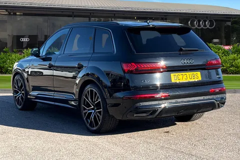 DC73UBS Audi Q7 MY23.5 Black Edition 50 TDI quattro 286 PS tiptronic Thumbnail #3