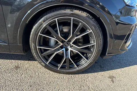 DC73UBS Audi Q7 MY23.5 Black Edition 50 TDI quattro 286 PS tiptronic Thumbnail #13