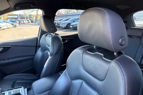 DC73UBS Audi Q7 MY23.5 Black Edition 50 TDI quattro 286 PS tiptronic Thumbnail #25