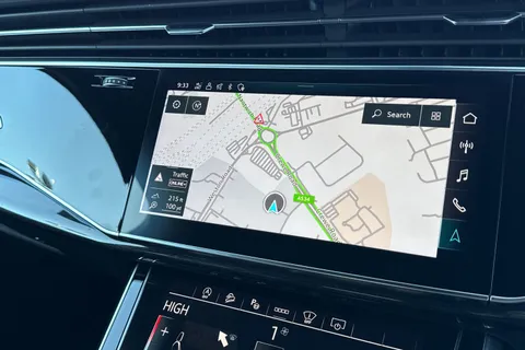 DC73UBS Audi Q7 MY23.5 Black Edition 50 TDI quattro 286 PS tiptronic Thumbnail #42