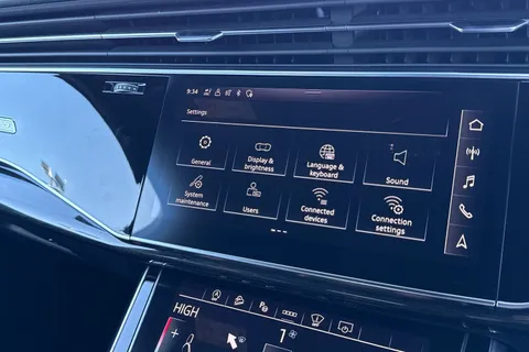 DC73UBS Audi Q7 MY23.5 Black Edition 50 TDI quattro 286 PS tiptronic Thumbnail #50