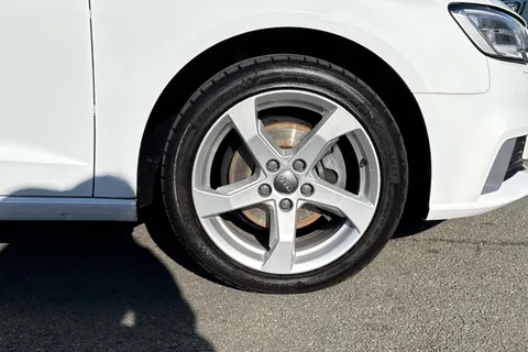 9 of 42 for Audi A3 1.5 TFSI CoD 35 Sport Sportback Euro 6 (s/s) 5dr