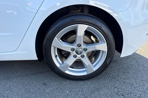 11 of 42 for Audi A3 1.5 TFSI CoD 35 Sport Sportback Euro 6 (s/s) 5dr