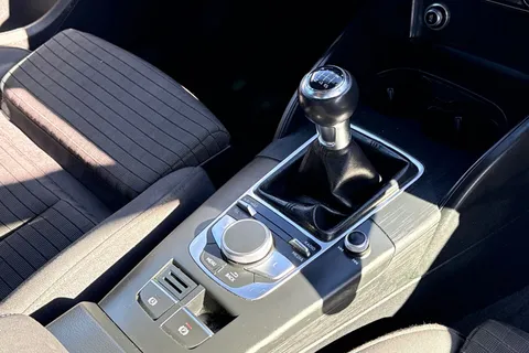 22 of 42 for Audi A3 1.5 TFSI CoD 35 Sport Sportback Euro 6 (s/s) 5dr