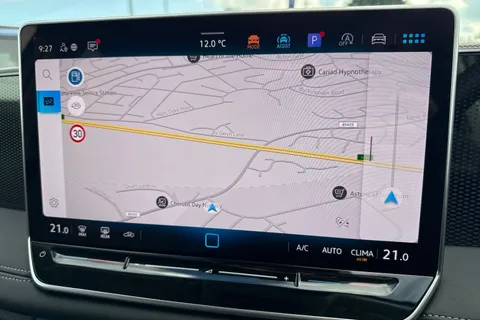 GD75NFM Volkswagen Tiguan 2.0 TDI Match 5dr DSG Thumbnail #18