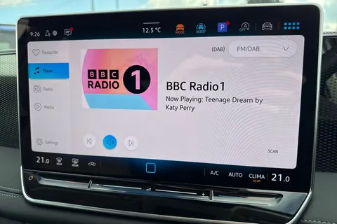 GD75NFM Volkswagen Tiguan 2.0 TDI Match 5dr DSG Thumbnail #51