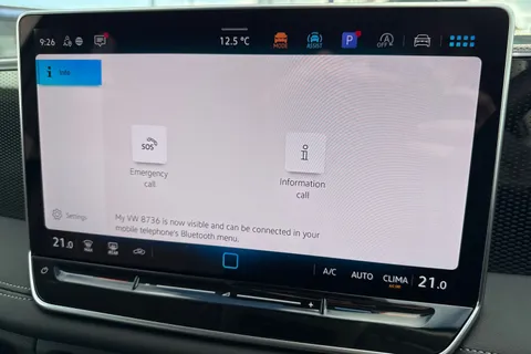 GD75NFM Volkswagen Tiguan 2.0 TDI Match 5dr DSG Thumbnail #52