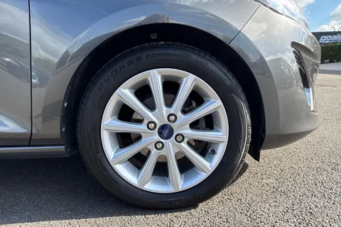 DK68KJV Ford Fiesta 1.0T EcoBoost Titanium X Euro 6 (s/s) 5dr Thumbnail #8