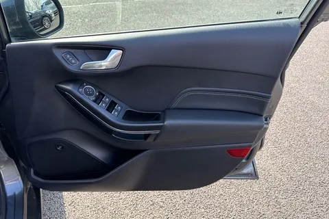 DK68KJV Ford Fiesta 1.0T EcoBoost Titanium X Euro 6 (s/s) 5dr Thumbnail #19