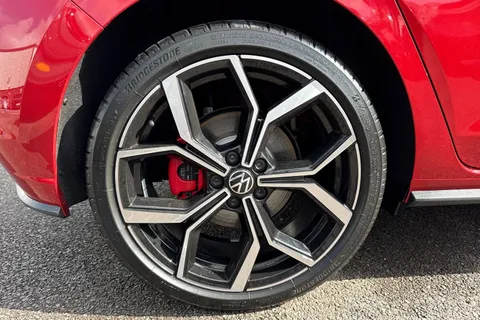 GJ75EKB Volkswagen Polo 2.0 TSI GTI 5dr DSG ⭐Rear Camera, Sunroof, Grey Dash, 18' 'Faro' Alloys⭐ Thumbnail #25