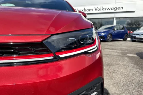 GJ75EKB Volkswagen Polo 2.0 TSI GTI 5dr DSG ⭐Rear Camera, Sunroof, Grey Dash, 18' 'Faro' Alloys⭐ Thumbnail #31