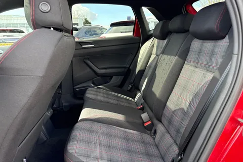 GJ75EKB Volkswagen Polo 2.0 TSI GTI 5dr DSG ⭐Rear Camera, Sunroof, Grey Dash, 18' 'Faro' Alloys⭐ Thumbnail #34