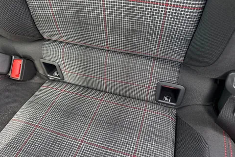 GJ75EKB Volkswagen Polo 2.0 TSI GTI 5dr DSG ⭐Rear Camera, Sunroof, Grey Dash, 18' 'Faro' Alloys⭐ Thumbnail #35