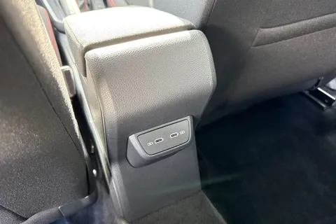 GJ75EKB Volkswagen Polo 2.0 TSI GTI 5dr DSG ⭐Rear Camera, Sunroof, Grey Dash, 18' 'Faro' Alloys⭐ Thumbnail #36