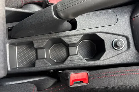 GJ75EKB Volkswagen Polo 2.0 TSI GTI 5dr DSG ⭐Rear Camera, Sunroof, Grey Dash, 18' 'Faro' Alloys⭐ Thumbnail #40