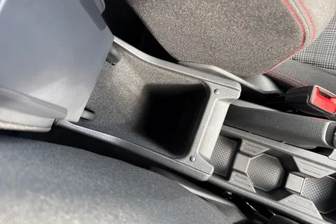 GJ75EKB Volkswagen Polo 2.0 TSI GTI 5dr DSG ⭐Rear Camera, Sunroof, Grey Dash, 18' 'Faro' Alloys⭐ Thumbnail #41