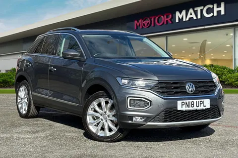 PN18UPL Volkswagen T-Roc 1.5 TSI EVO SEL Euro 6 (s/s) 5dr Thumbnail #2