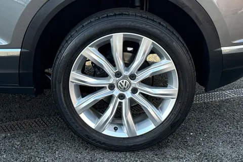 PN18UPL Volkswagen T-Roc 1.5 TSI EVO SEL Euro 6 (s/s) 5dr Thumbnail #13