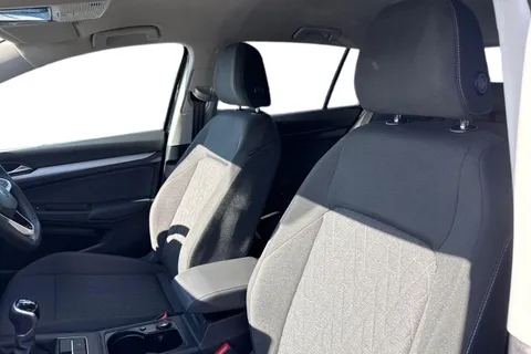 GJ74UKN Volkswagen Golf 1.5 TSI Match 5dr Thumbnail #17