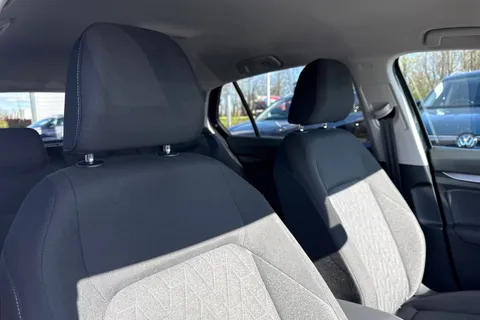 GJ74UKN Volkswagen Golf 1.5 TSI Match 5dr Thumbnail #25