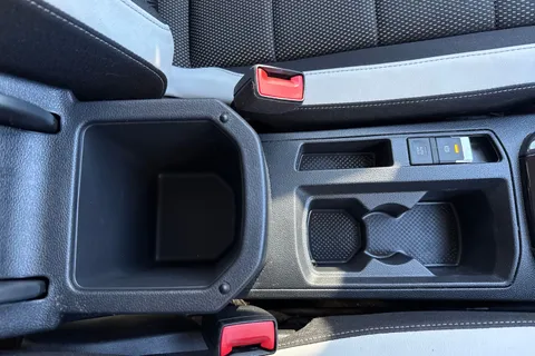 PN18UPL Volkswagen T-Roc 1.5 TSI EVO SEL Euro 6 (s/s) 5dr Thumbnail #43