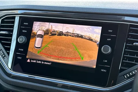 PN18UPL Volkswagen T-Roc 1.5 TSI EVO SEL Euro 6 (s/s) 5dr Thumbnail #48