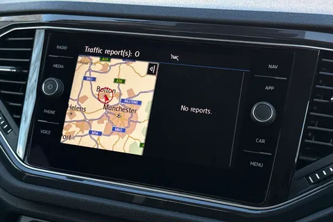 PN18UPL Volkswagen T-Roc 1.5 TSI EVO SEL Euro 6 (s/s) 5dr Thumbnail #49