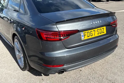 FD67SDZ Audi A4 Black Edition 2.0 TFSI quattro 252 PS S tronic Thumbnail #9