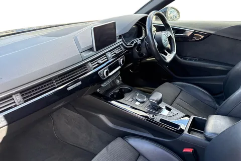 FD67SDZ Audi A4 Black Edition 2.0 TFSI quattro 252 PS S tronic Thumbnail #16