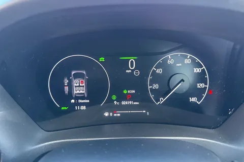 MD24BNK Honda HR-V 1.5 eHEV Elegance 5dr CVT Thumbnail #18