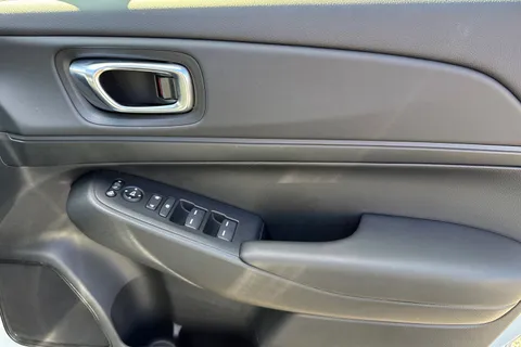 MD24BNK Honda HR-V 1.5 eHEV Elegance 5dr CVT Thumbnail #22