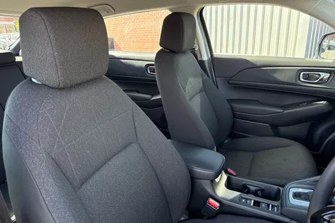 MD24BNK Honda HR-V 1.5 eHEV Elegance 5dr CVT Thumbnail #23