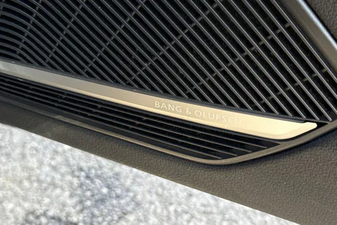 FD67SDZ Audi A4 Black Edition 2.0 TFSI quattro 252 PS S tronic Thumbnail #26