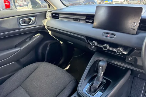 MD24BNK Honda HR-V 1.5 eHEV Elegance 5dr CVT Thumbnail #31