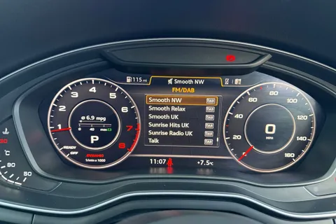 FD67SDZ Audi A4 Black Edition 2.0 TFSI quattro 252 PS S tronic Thumbnail #31