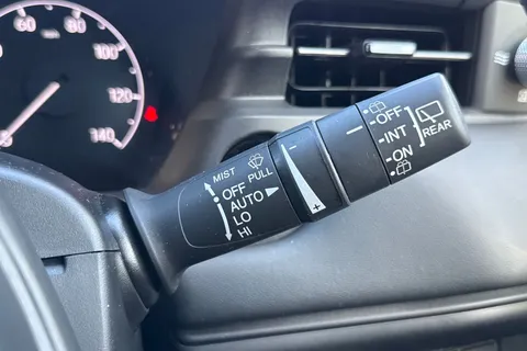 MD24BNK Honda HR-V 1.5 eHEV Elegance 5dr CVT Thumbnail #35