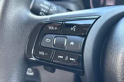 MD24BNK Honda HR-V 1.5 eHEV Elegance 5dr CVT Thumbnail #36