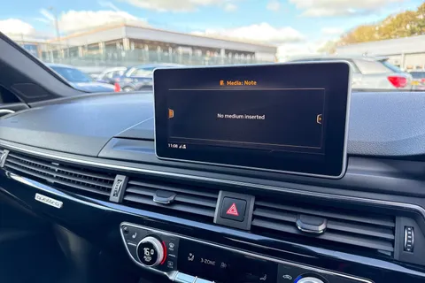 FD67SDZ Audi A4 Black Edition 2.0 TFSI quattro 252 PS S tronic Thumbnail #42