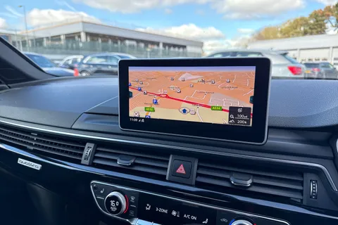 FD67SDZ Audi A4 Black Edition 2.0 TFSI quattro 252 PS S tronic Thumbnail #46