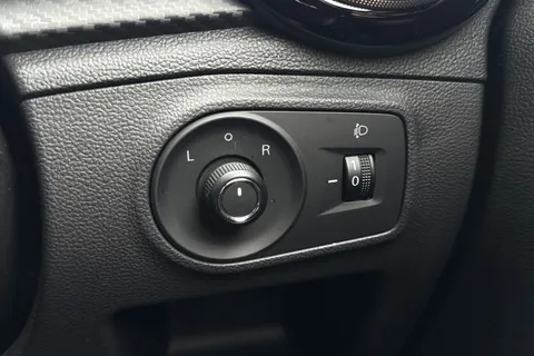 MC23LWG MG Motor Uk Mg3 1.5 VTi-TECH Exclusive 5dr [Navigation] Thumbnail #40