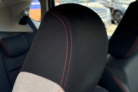 MK18VSG Honda Jazz 1.5 i-VTEC Sport Navi 5dr Thumbnail #30